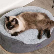 Manhattan Pet Bed - Grey & White