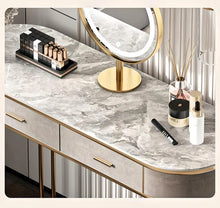 Luxuria Vanity Suite