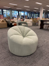 MILA Casual Lounge Chair