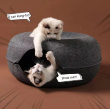 All-Season Donut-Shaped Felt Tunnel Pet Bed